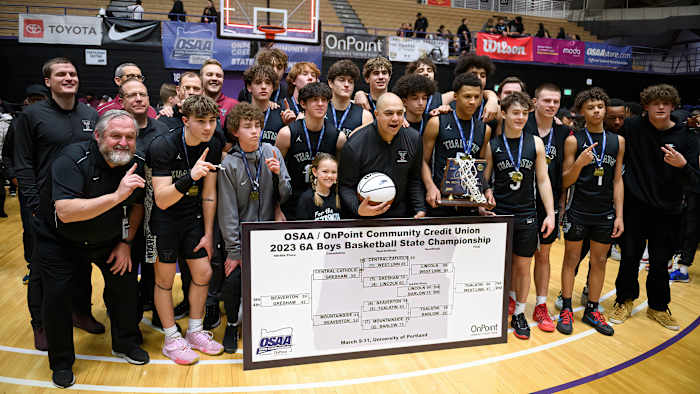 2023-3-11-Tualatin-WestLinn-Championship-Postgame-0639-NR-clear